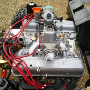 1983 LR LHD Defender 110 V8 rolling frame V8 engine top