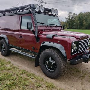 1995 LR LHD Defender 110 Montalcino Red right front