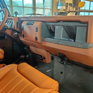 1995 LR LHD Defender 90 almost done dash and trim