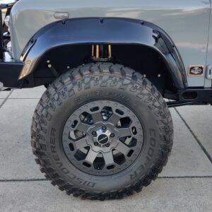 1993 LR LHD Defender 130 C 18 inch alloy with 35 inch tyres