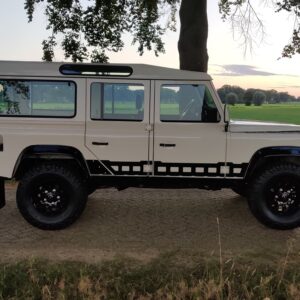 1992 LR LHD Defender 110 200 Tdi S8 done right side