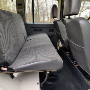 1994 Defender 110 SW White 2nd row seat