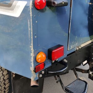 1992 LR LHD Defender 110 CSW 200 Tdi paint issues left rear capping