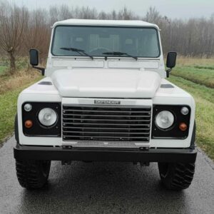 2000 Defender 110 Td5 AC White A WOLF front